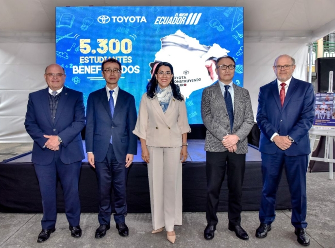 ALIANZAS QUE PROMUEVEN DESARROLLO